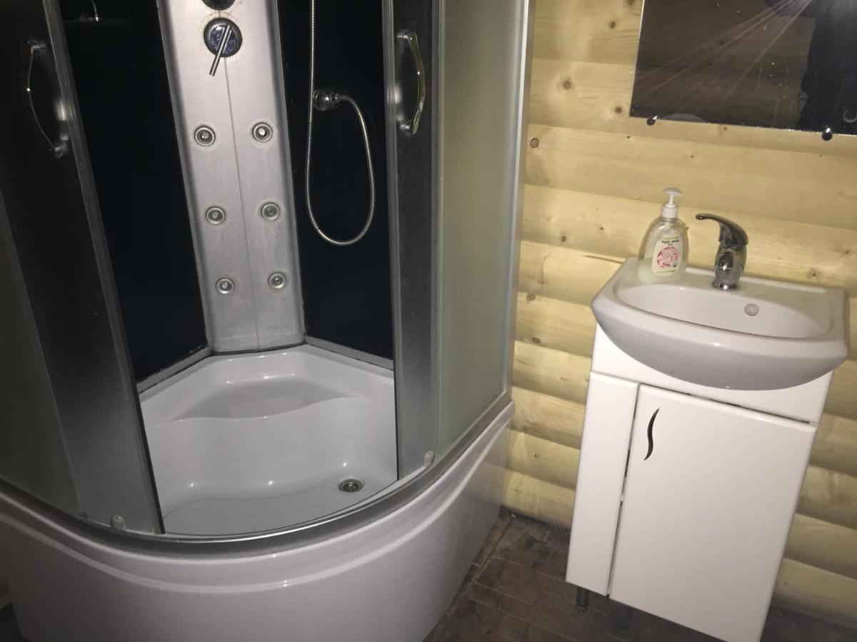Drin-Lux-Cotteges Hotel Slavske Ruang foto